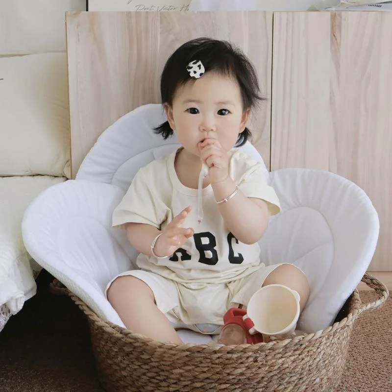 

J15U Newborns Baby Bath Support Soft & Comfortable Plush Bath Mat Nonslip Toddlers Bath Mat Infants Essential Shower Gift