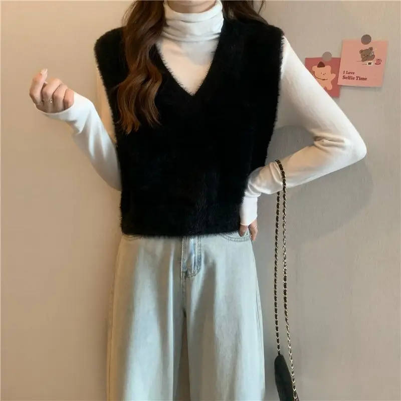 V-neck Sweater Vests Women Solid Color Autumn Winter Fluffy Soft Fashion Vintage Sleeveless Knitted Tops Slim-fit Simple Casual