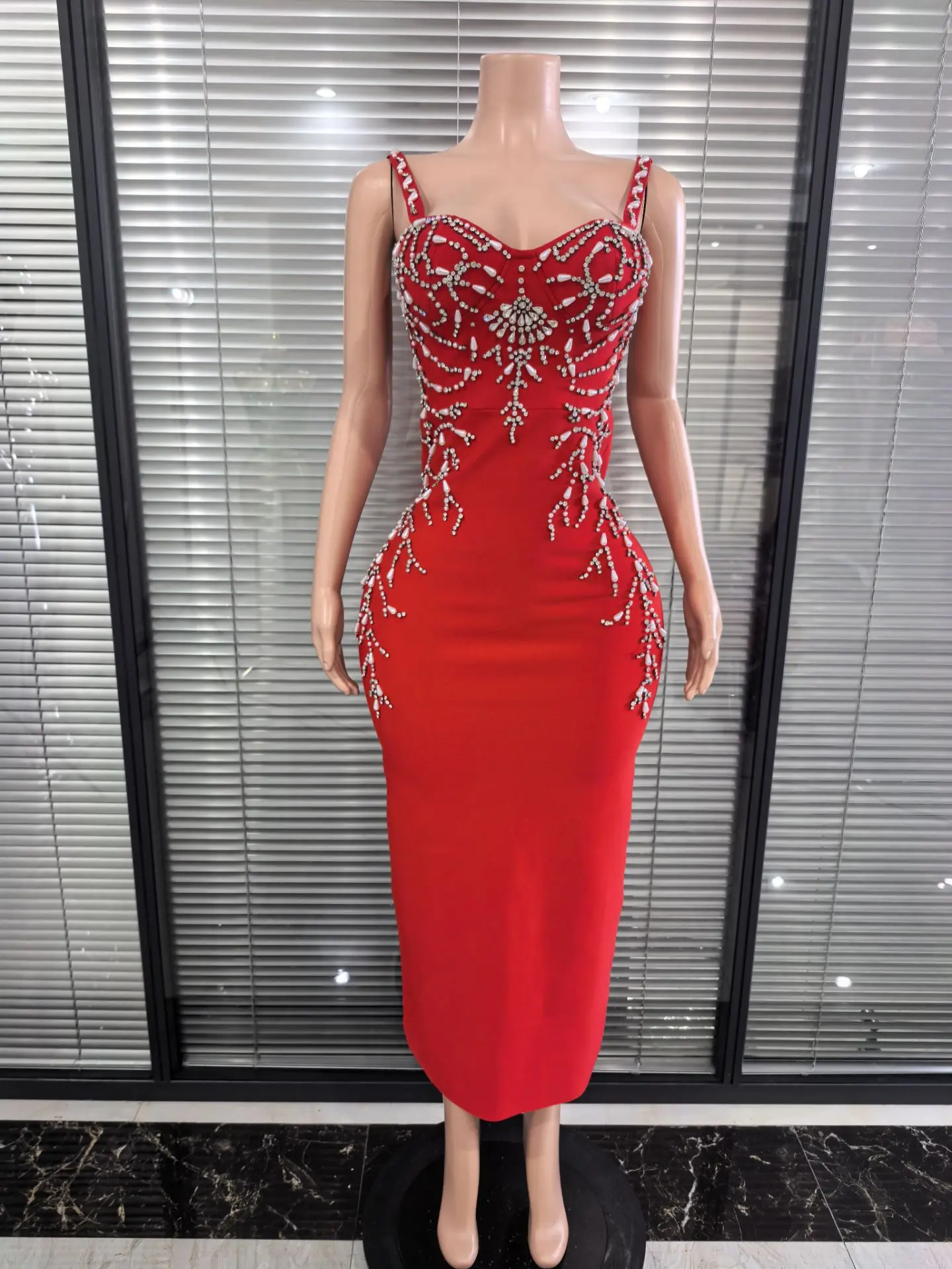 Rode vrouwen mouwloze sexy riem glanzende strass bodycon lange bandage jurk elegante avondfeest vieren cocktail outfit
