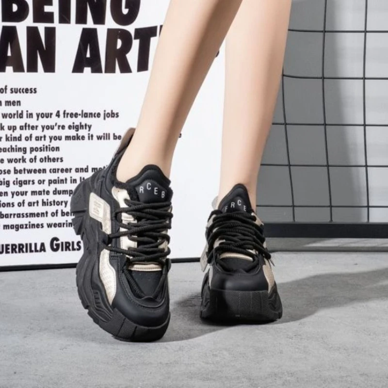 Men's Clunky Sneakers Autumn Winter 2025 Premium Leather Height Increasing Versatile Casual Sneakers Hot Sale Lace Up Shoes