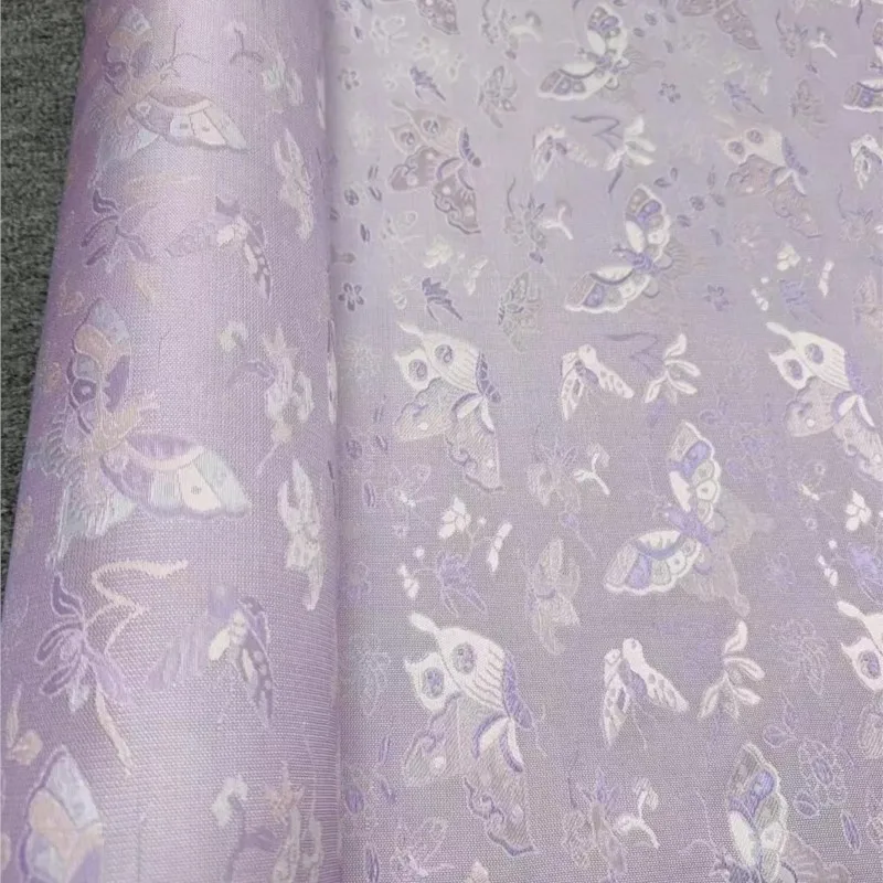 

New high-end custom cross-color Luo fabric 100% silk Chinese-style top and set