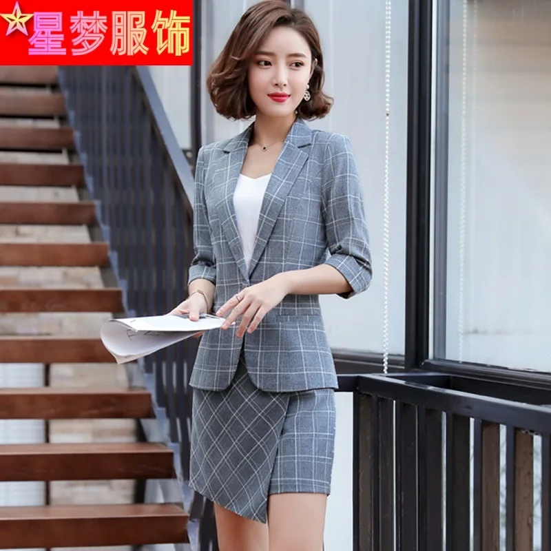 Korean Style Large Size Women's Plaid Small Suit Jacket 2023 Spring and Autumn New Business Suit Suit Suit Overalls