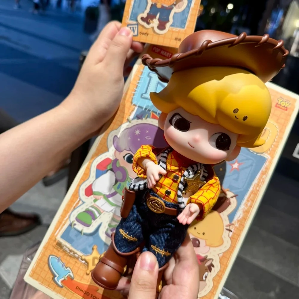 新しいPOP MART DIMOO WORLD X PIXAR トイ・ストーリー 1/8 アクション
