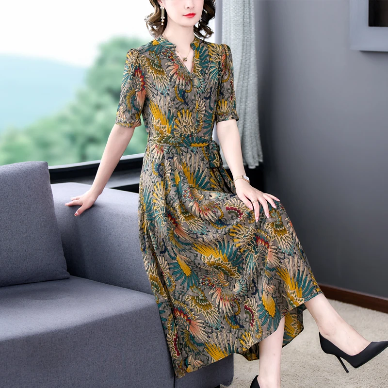 Imagem -02 - Verão Versátil V-neck Silk Impresso Vestido para as Mulheres 2023 Novidades Vintage Manga Curta Solta Fit Casual Holiday Dress Vestidos