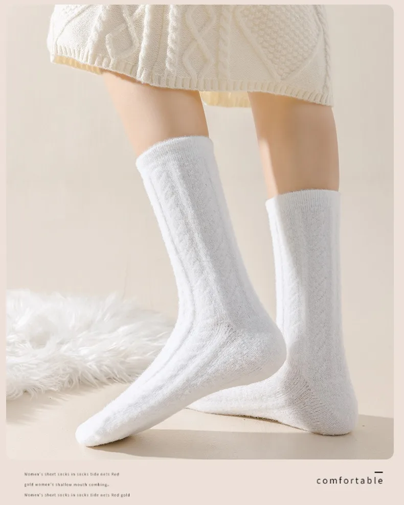 Neue Kühle Frauen Schwarz Weiß Baumwolle Dicke Socke Solide Herbst Winter Warme Dame Weibliche Mittleren Rohr Boden Socken Für Frauen – Detail 10