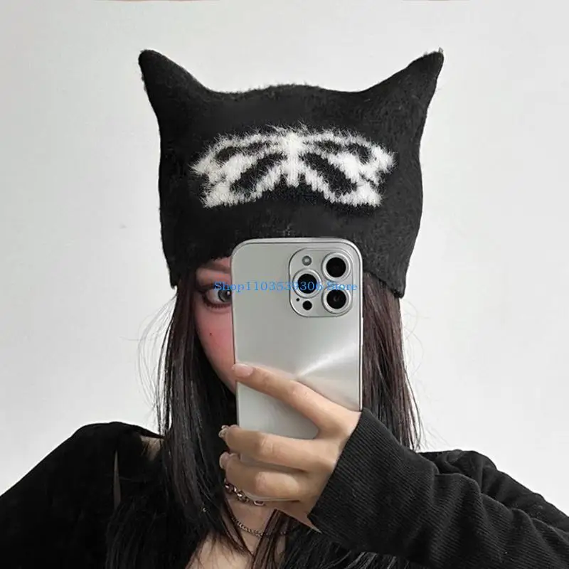 400A Crochet Hat for Female Handmade Funny Ear Hat Lovely Anime Skull Hat 2000s Girl Pullover Hat Knitted Hat Headdress