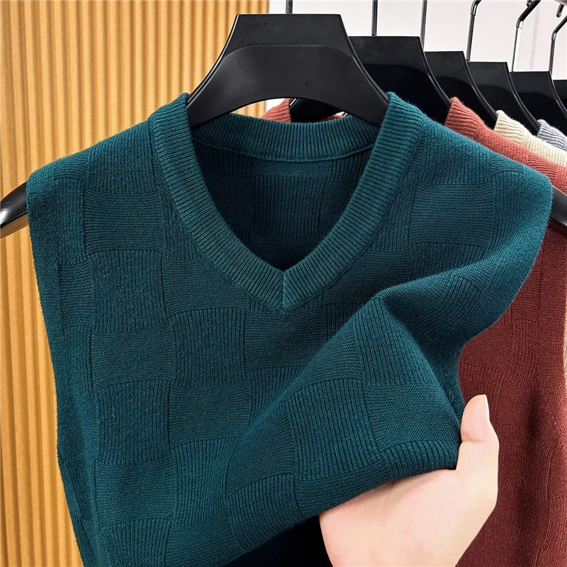 Mens Sleeveless Knitted Waistcoat V Neck Check Jacquard Pattern Sweater Vest Soft Knit Top Daily Office Matching Outfit