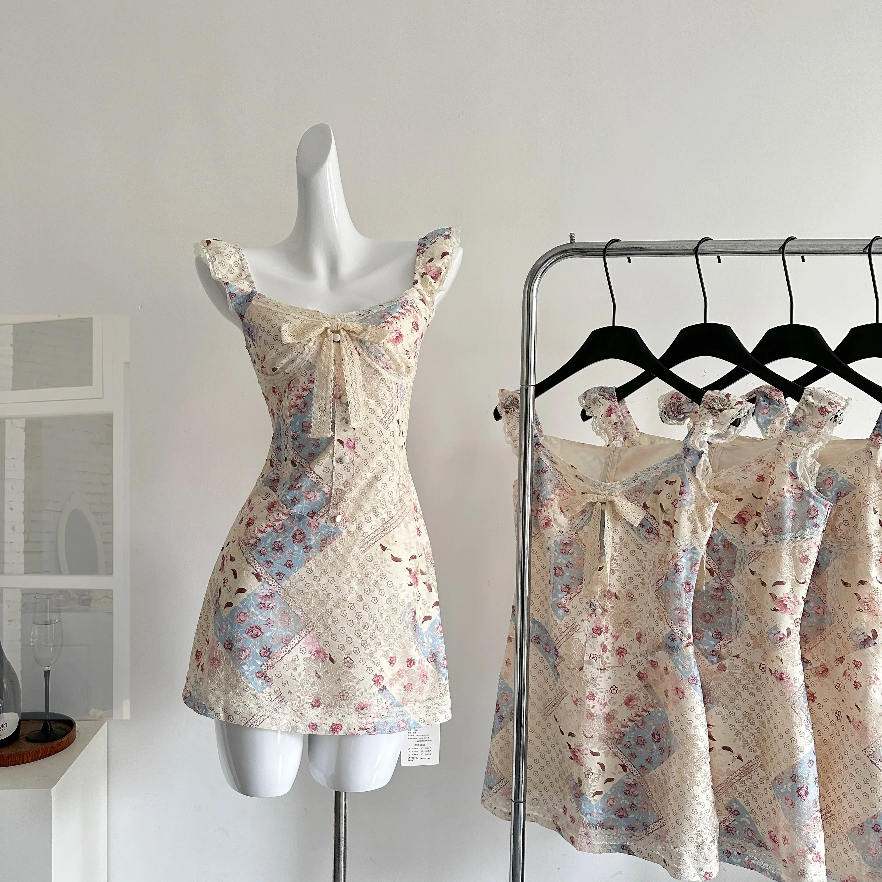 

2025 Summer Vintage Square Collar Sleeveless Dress Lace Frock Party Shoujo Mori Girl Floral One-Piece Korean Evening Coquette