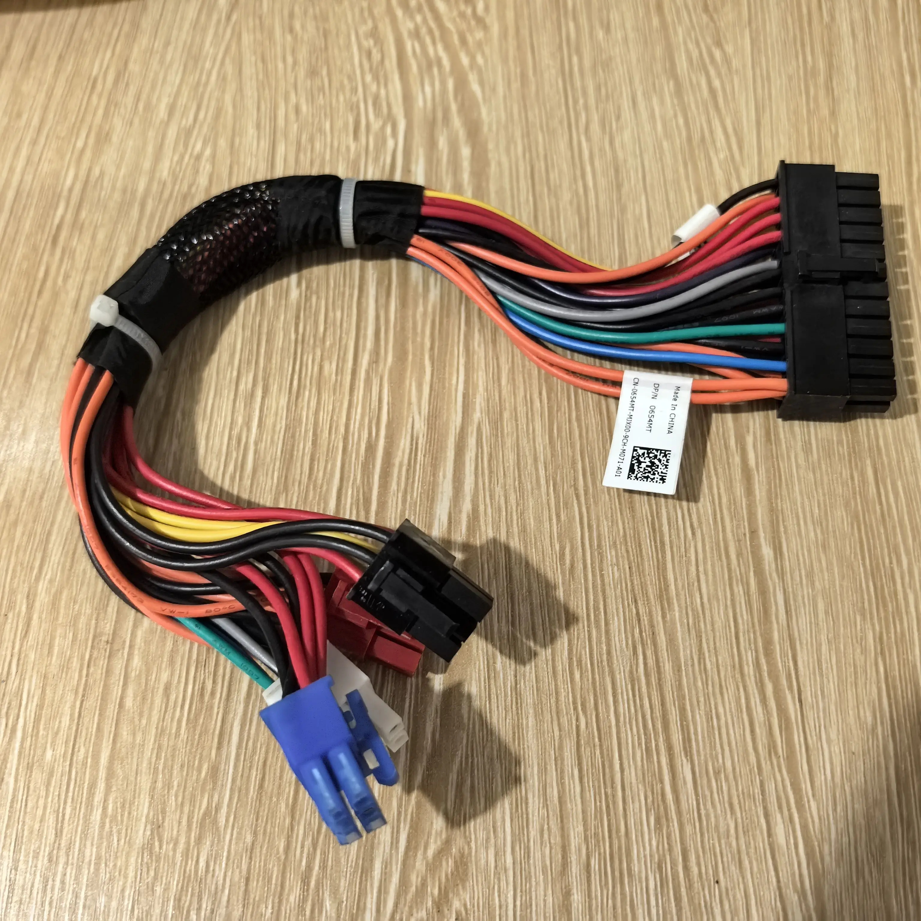 

For Aurora R8 9 11 12 T3630 T3650 24pin Module power cable 654MT