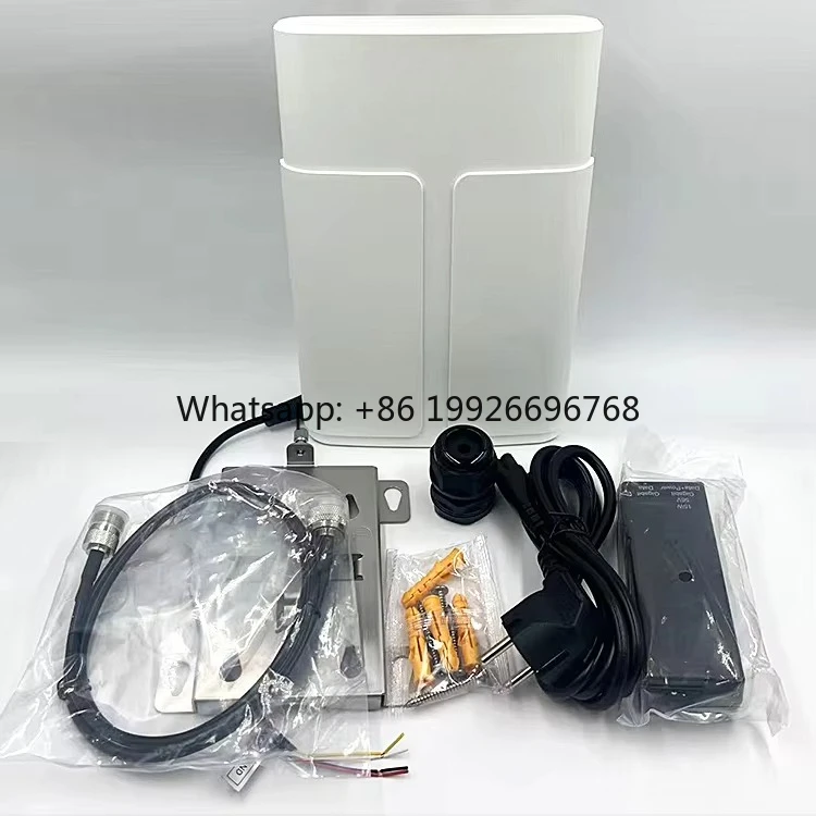 Industrial Grade  UG67 LoRaWAN Gateway IP67 Waterproof SX1302 M2M IoT Gateway with RS485 Modbus