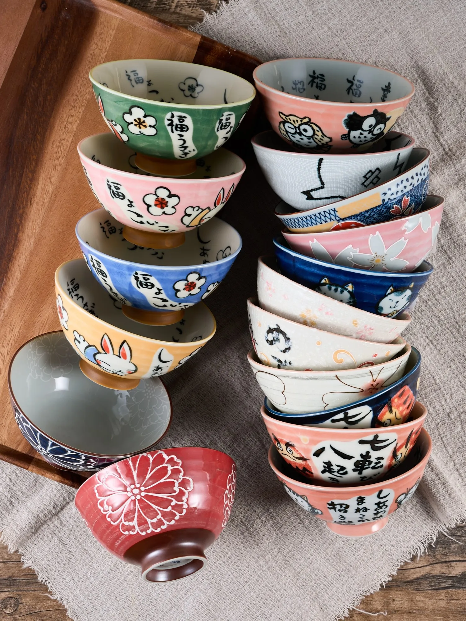 

Оригинальная японская детская маленькая миска для риса Sle Cerc и миска для тушения с милым мультяшным дизайном, высокие миски на ножках