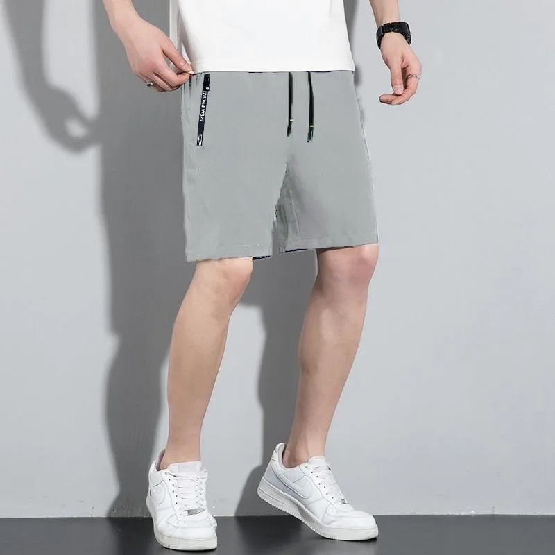 Pantaloncini da uomo ad asciugatura rapida in seta ghiacciata con tasche con cerniera fronte-retro, elastico in vita con coulisse, versatili per lo sport e il tempo libero