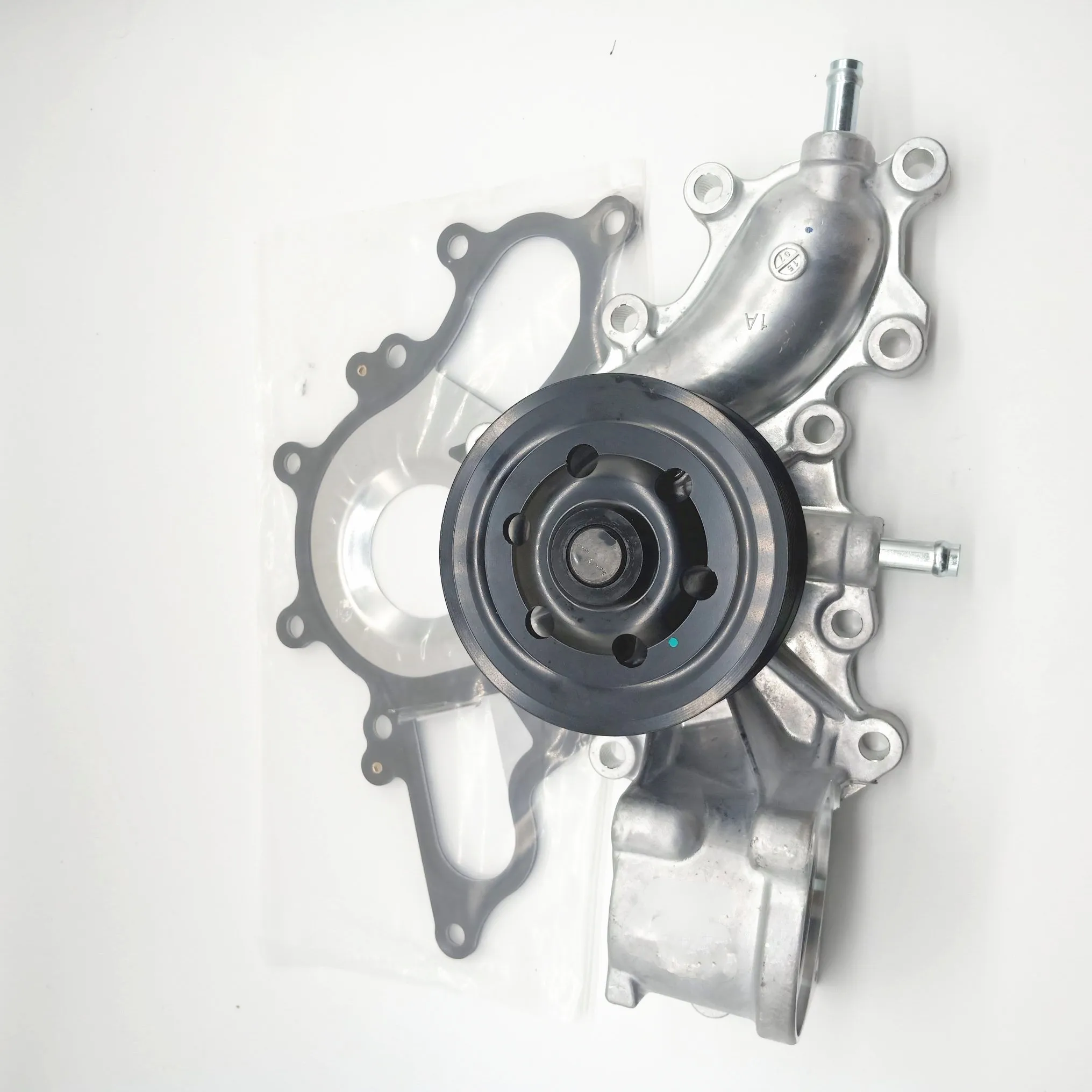

Водяной насос Land cruiser VDJ200, водяной насос 1VD, водяной насос 16100-59365