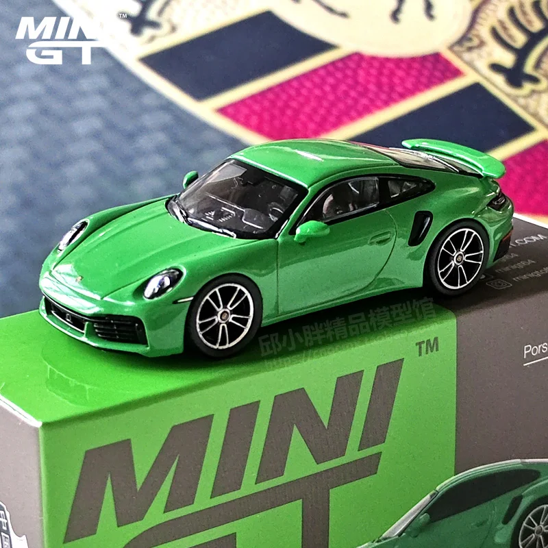 TSM MINI GT Green 1:64 Porsche 911 Turbo S Porsche Alloy miniature model, adult decoration, boy toy, children's birthday gift