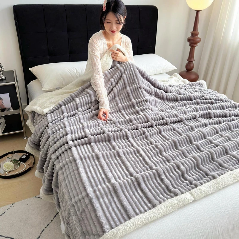 Winter Thickened Warm Coral Fleece Blanket for Bed Home Textile Multifunctional Soft Double Throw Blanket Sofa Cover Bed Sheet