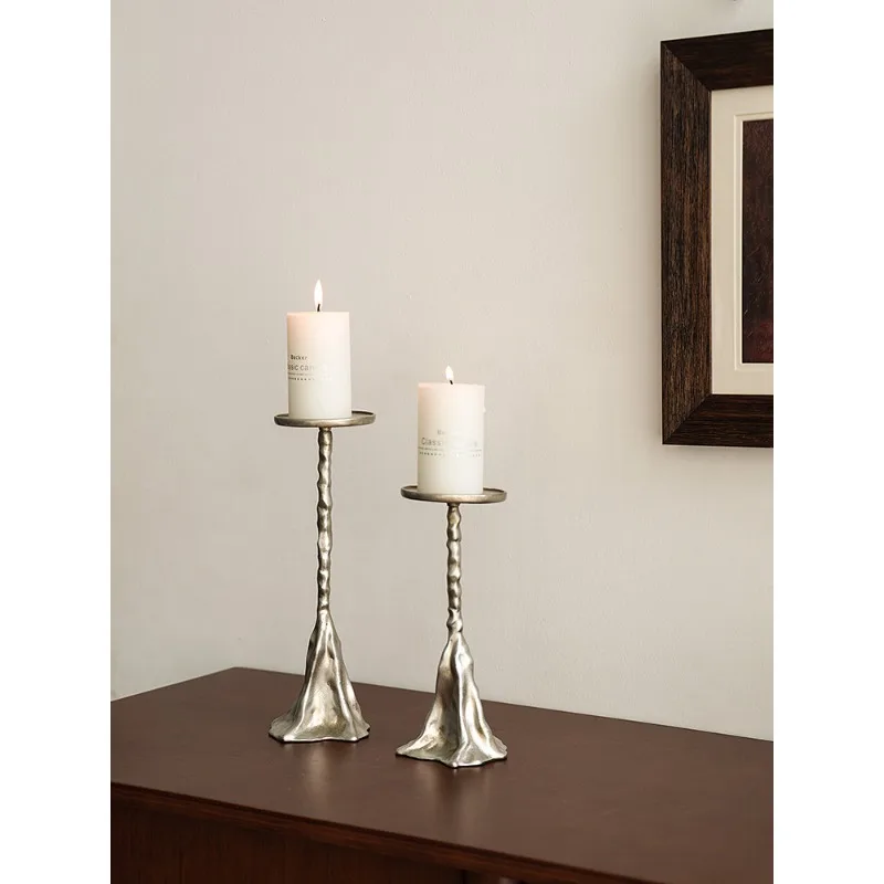 Retro creative imitation metal silver candle holder light luxury entrance artistic atmosphere decorative candle base ornament