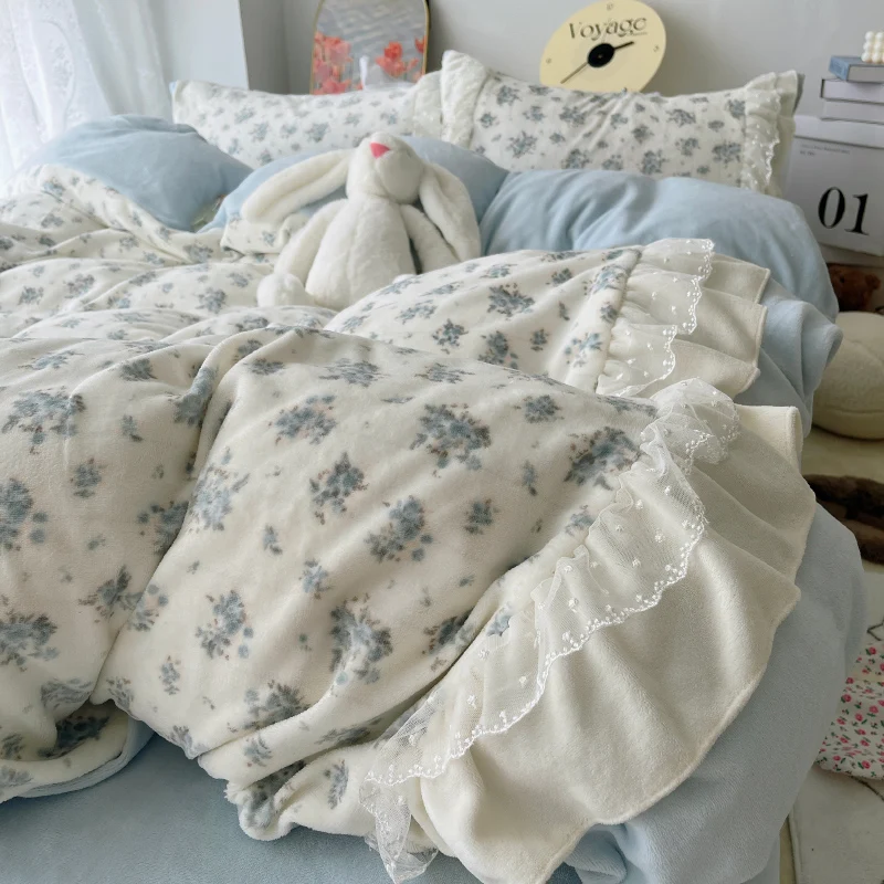 

3/4Pcs Vintage French Floral Lace Ruffles Winter Warm Milk Velvet Bedding Set Single Queen King Duvet Cover Bed Sheet Pillowcase