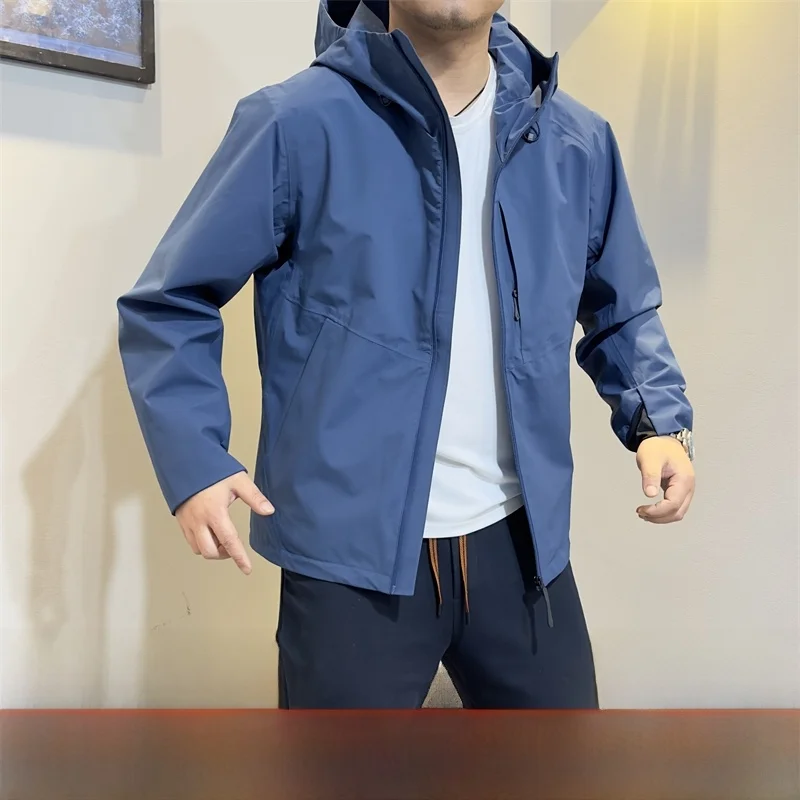 

Outdoor Mountain Series Windbreaker Jaet with Inteated Full Prure Glue Heat Reflection Waterproof Hooded Casual Coat