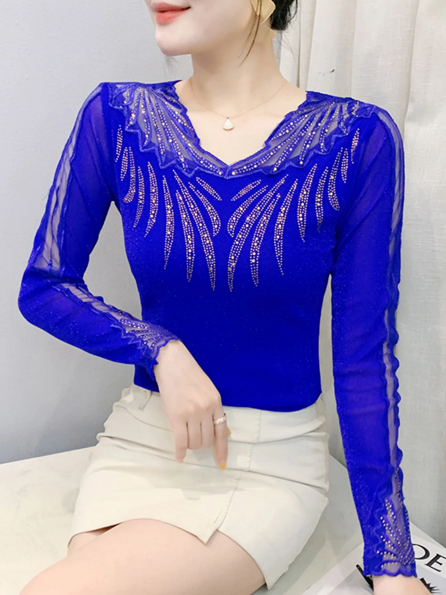 

Ele V-ne Long Sve Base irt, женский осенне-зимний дизайн Heavy Embellied iny Tead Me Top, корейский топ, облегающий крой