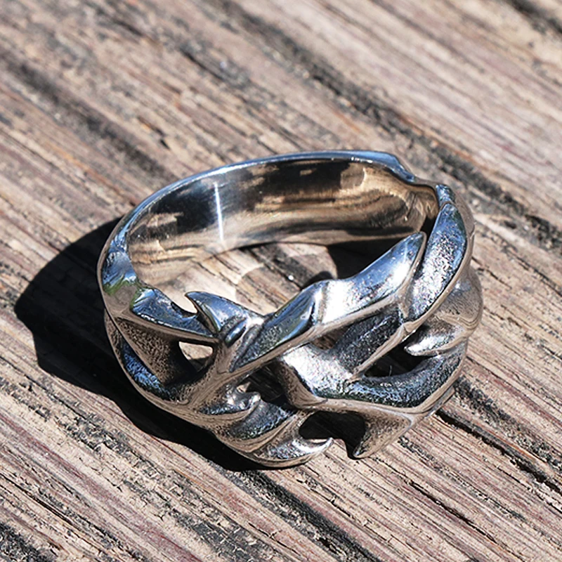 Vintage Hollow Out Design Crown of Thorns Ring 316L Stainless Steel Biker Rings for Men Women Couple Fashion Party Jewelry Gift