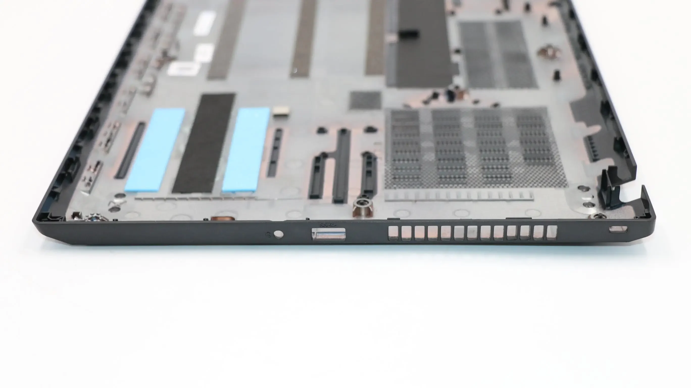 New And Original D Shell Plastic  Base Bottom Cover Case for Lenovo ThinkPad L580 Laptop 01LW258