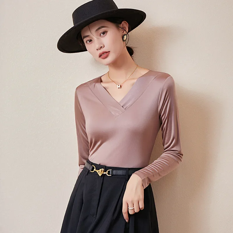 Women's Silk Thermal Underwear Top with V-Neck and Long Sleeves for Fall/Winter