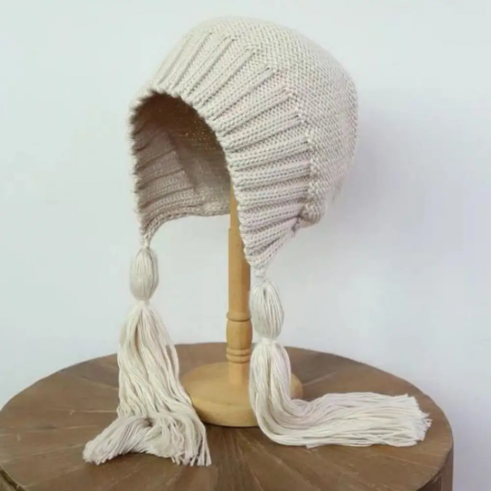 Sweet Trendy Dome No Brim Beanie Hat Autumn WInter Women Hat Tassels for Daily Wear