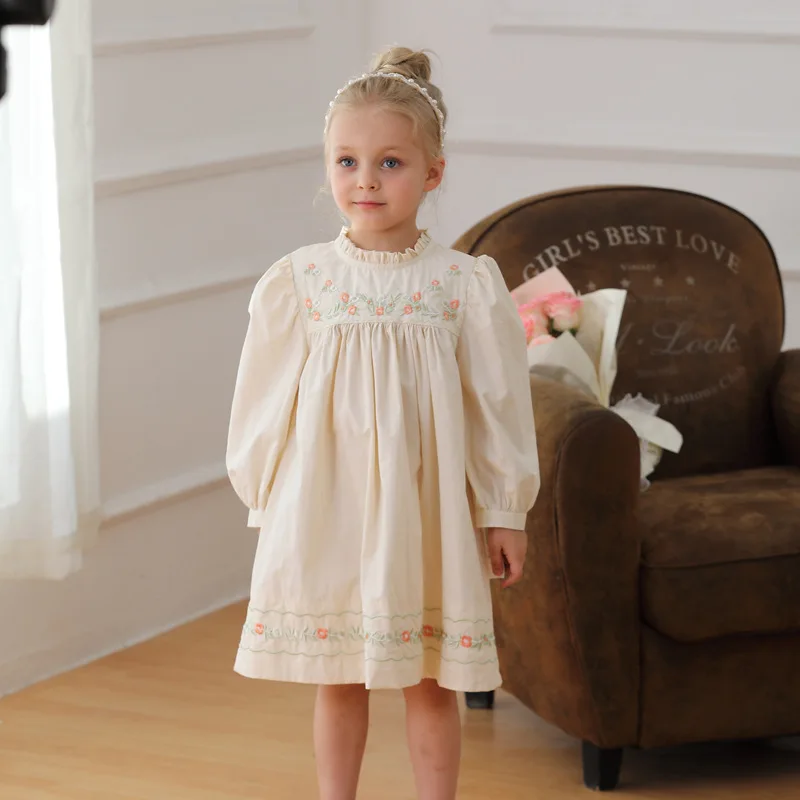 

Korean Flower Embroidery Girls Dress 2024 Autumn Baby Girls Stand-up Collar Lace Long-sleeved Children's Dress