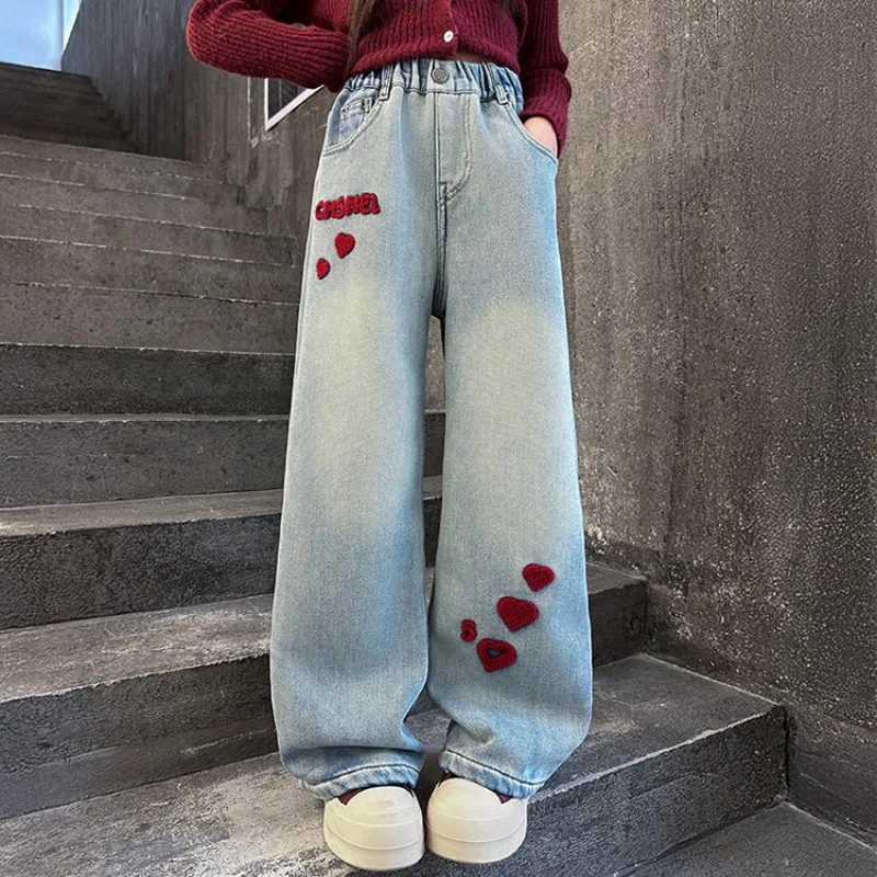 

Girls Loose Wide-leg Jeans Soft Trousers Korean Heart Embroidery Straight Denim Pants Spring Autumn Children Clothing 5-12 Years