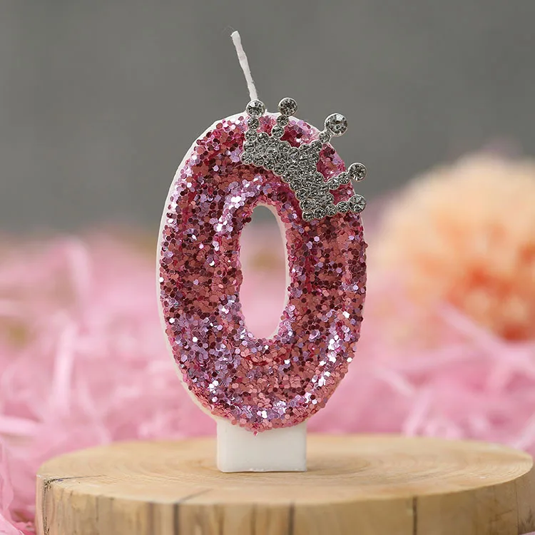 Rosa Krone mit Pailletten-Geburtstagskerzen für Kuchen, Glitzer-Zahlenkerzen 0-9 als Kuchenaufsatz für Frauen-Geburtstagsfeiern. – Detail 2