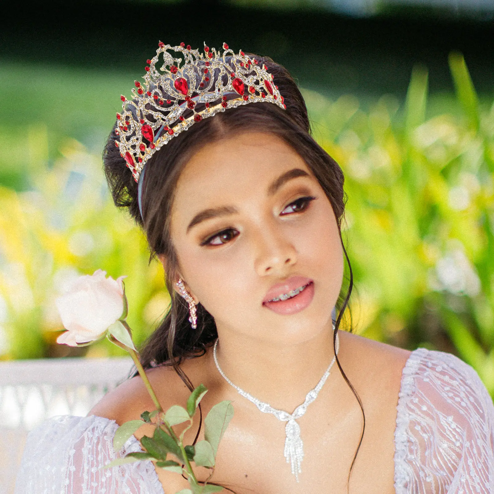 

Elegant Rhinestone Crown Headpiece for Bride Lightweight Comfortable Wedding Hair Jewelry Bridal Tiaras for Women Bridal Floral