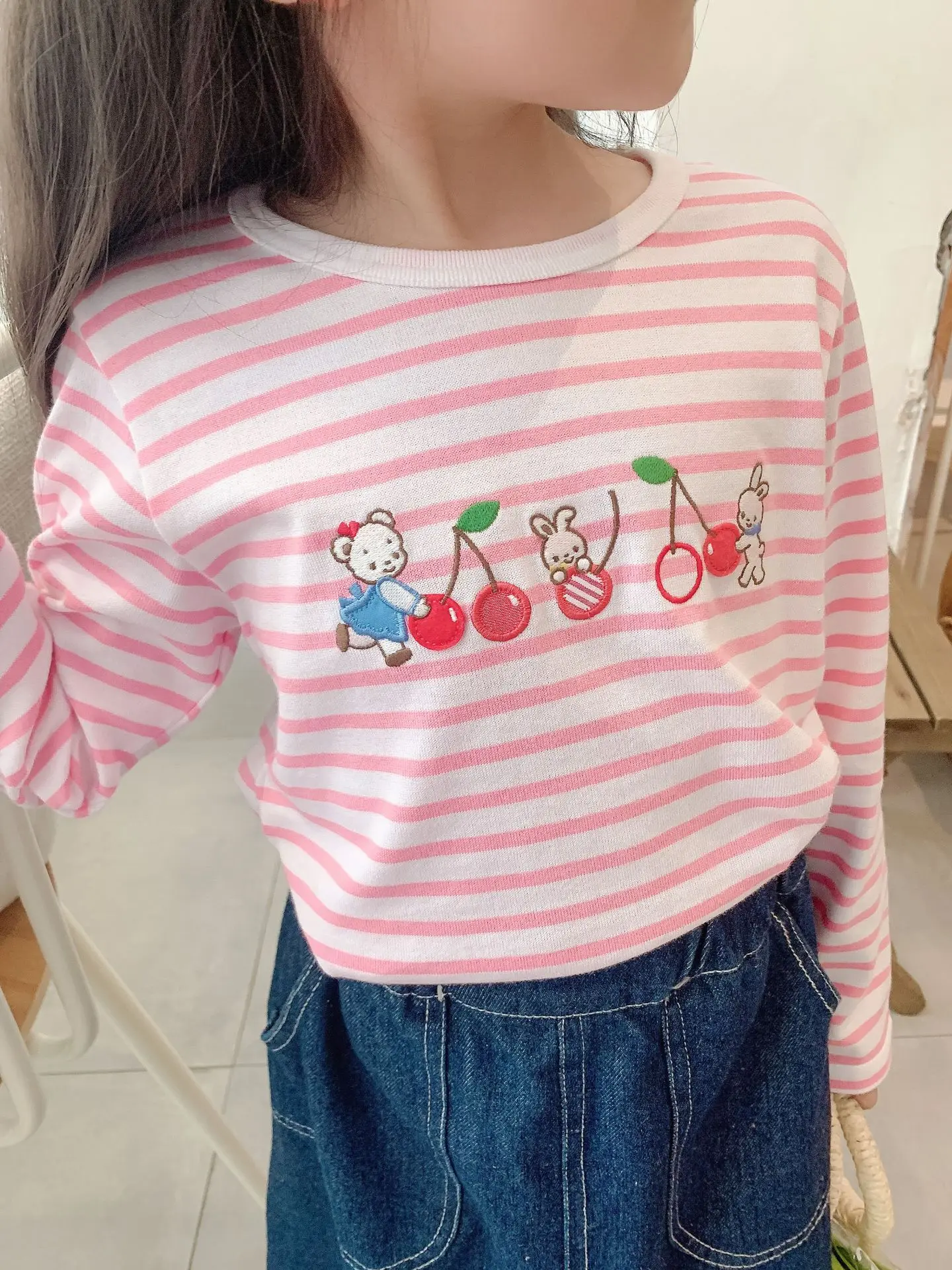 Autumn and winter new children\'s long-sleeved T-shirt striped cherry embroidered bear top  shirt