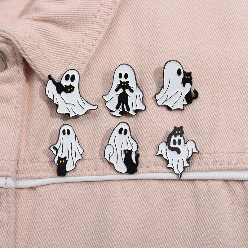 Creative Halloween Ghost Enamel Lapel Pins Cartoon Magic Stick Mushroom Pumpkin Phone Knife Metal Badge Punk Brooch Jewelry Gift