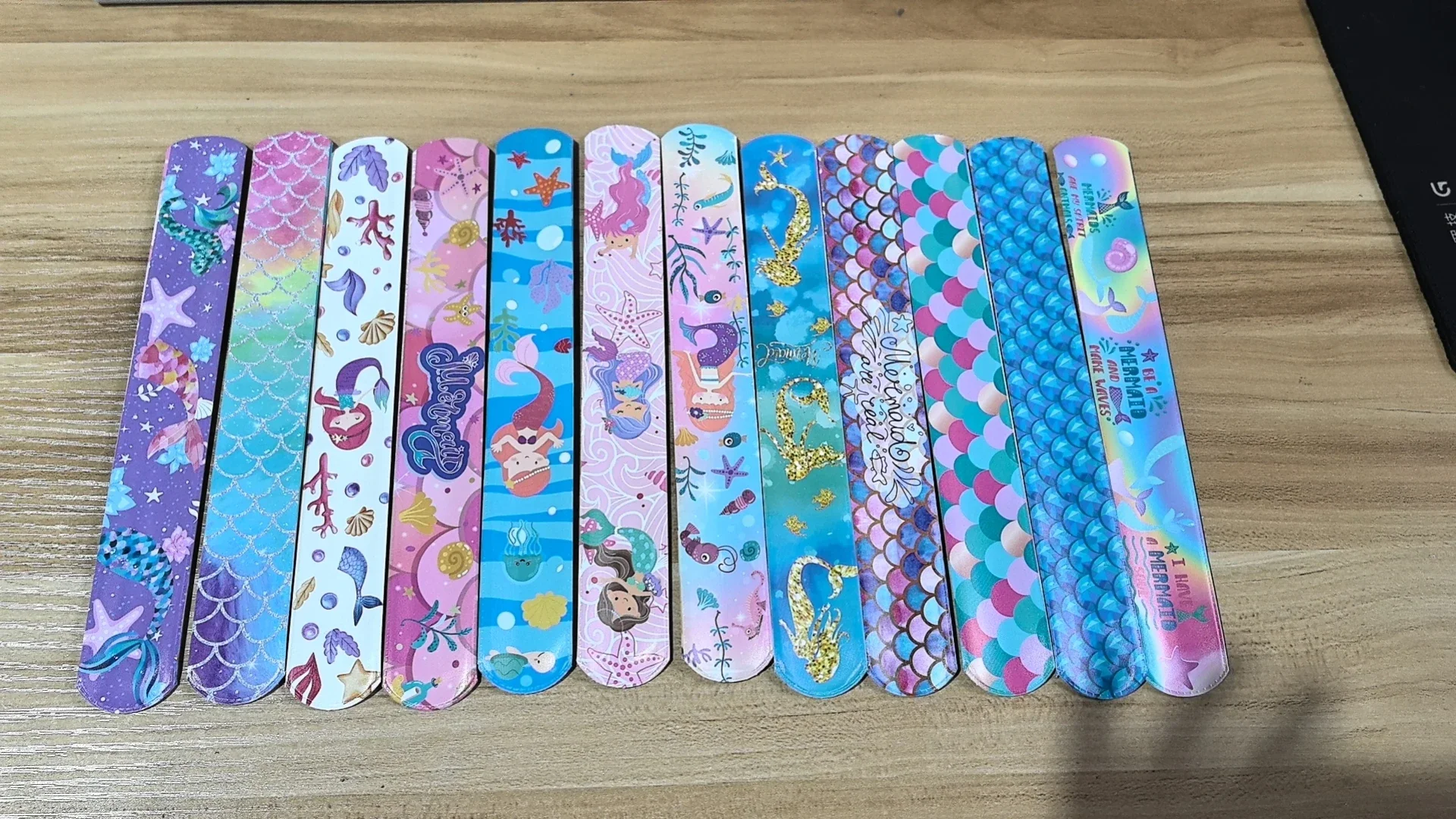 12pcs Little Mermaid Slap Bracelets Set Girls Gift Under The Sea Shell Bracelets Happy Kids Mermaid Theme Bithday Party Favors