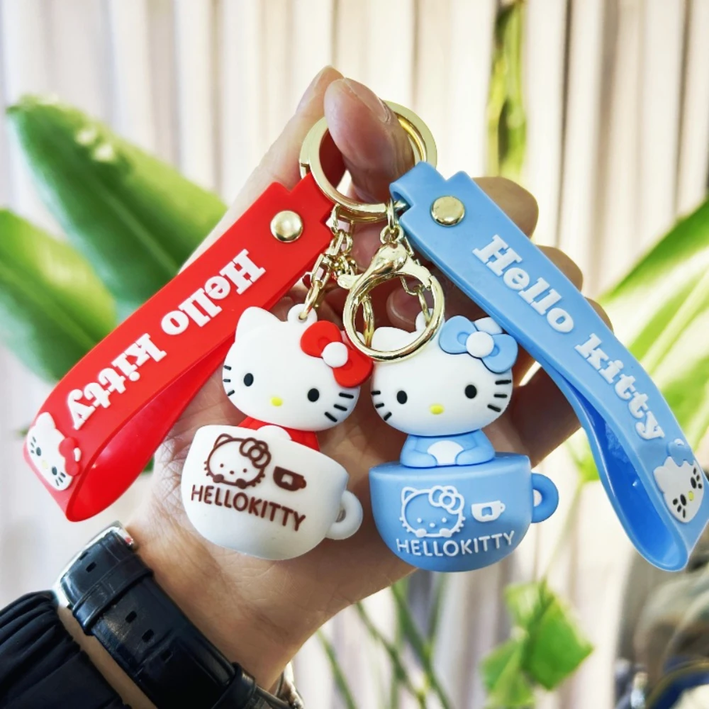 4PCS Sanrio HelloKitty cartoon sleutelhanger geschikt voor tassen, auto's of sleuteltassen met charmant en leuk ontwerp