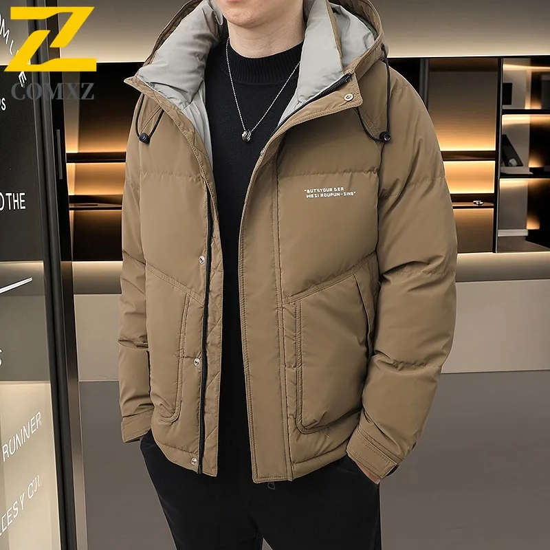 

COMXZ Мужская парка зима 2025 утолщенная ветрозащитная хлопковая стеганая куртка уличная мода повседневная водонепроницаемая стеганая куртка с капюшоном