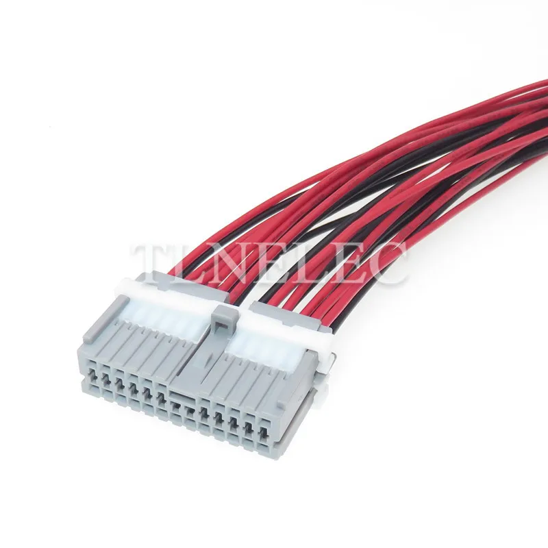 24 دبوس طريقة موصل السيارة سلك كابل كهربائي المقبس مع محطات MG653537-4 موصل السيارات مع الأسلاك