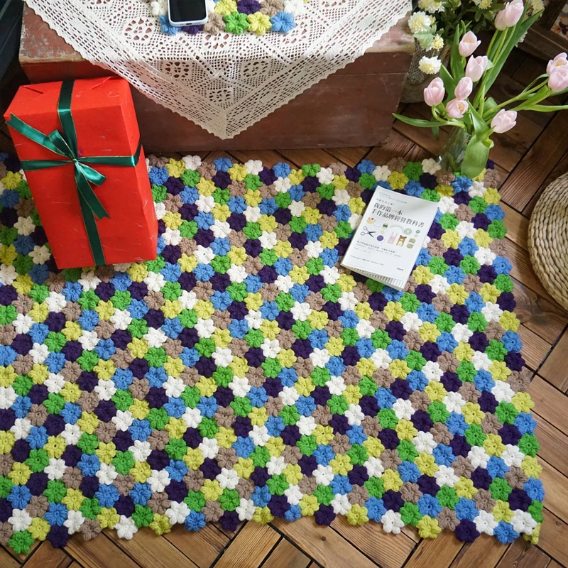 Handmade Crochet Throw Blanket Hand Hook Fashion Carpet Bolster Cushion Party Crochet Table Mat Home Decoration