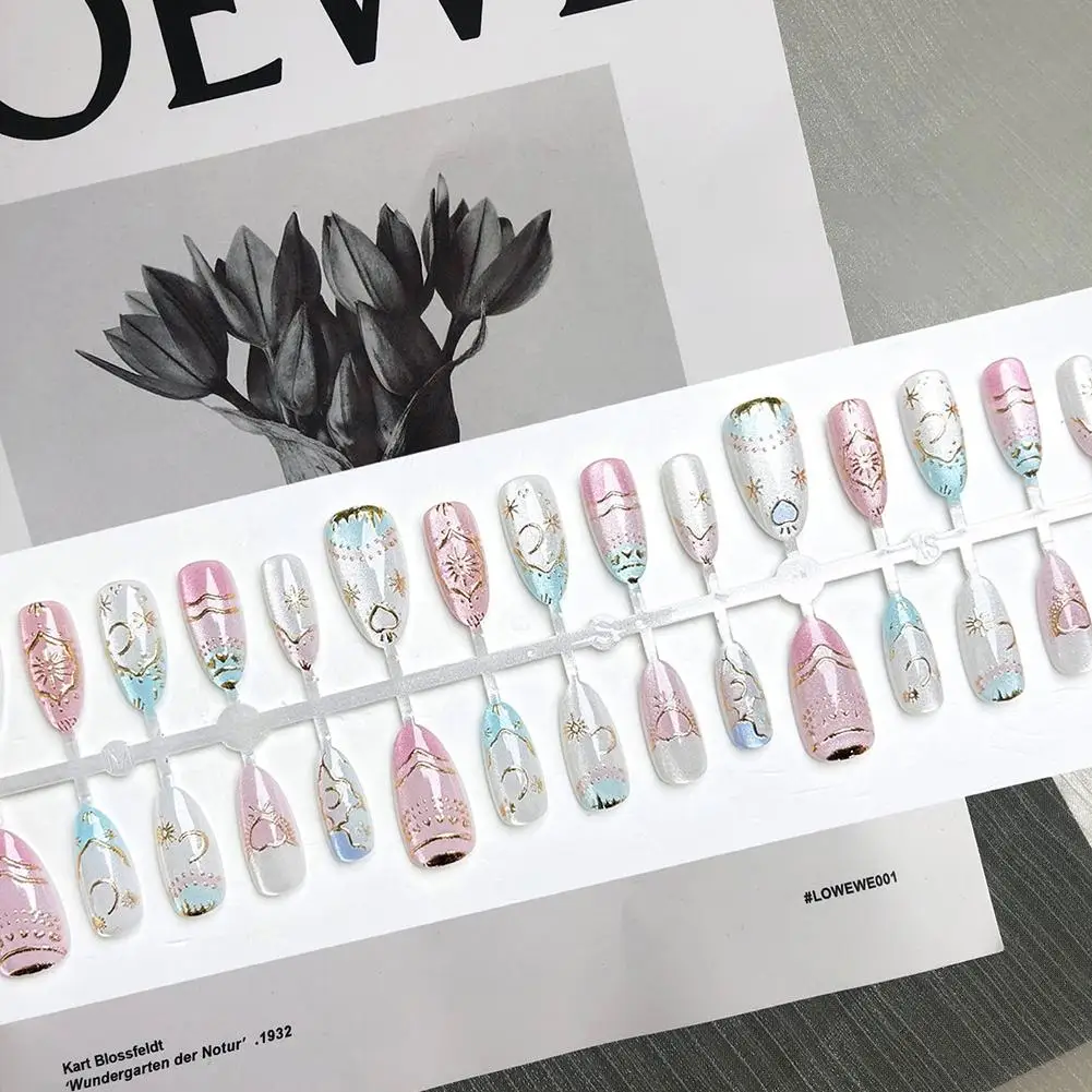 Faux ongles de manucure à la mode, armure faite à la main et pointes détachables, outil d'art de décoration