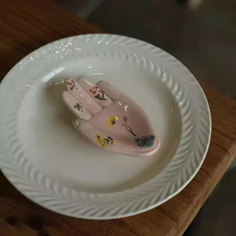 Creative Korean-style Ceramic Love Cake Fruit Plate Heart-shaped Dessert High-foot Plate Home Decoration Jewelry Storage Plate