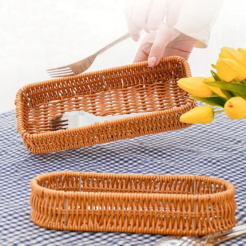 

1PC Imitation Rattan Bread Basket Knife Fork Storage Box Fruit Vegetable Display Tray for Breakfast Food Woven Serving Basket