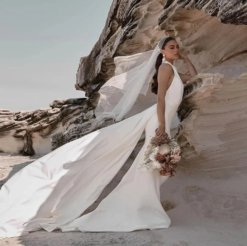 

Simple Mermaid Wedding Dresses Halter Boho Bride Gown Sexy Backless Soft Satin Bridal Dress Robe De Mariee vestidos de novia