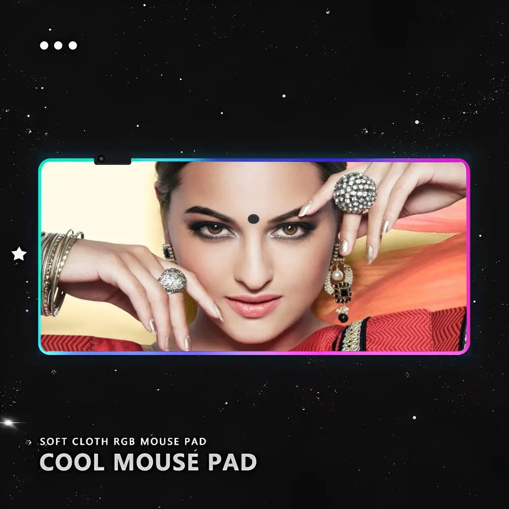 Sonakshi Sinha ماوس الوسادة RGB Pc ألعاب لوحة المفاتيح LED متوهجة ماوس الوسادة الحصير المطاط لطيف الكرتون كمبيوتر ألعاب csgo lol pubg