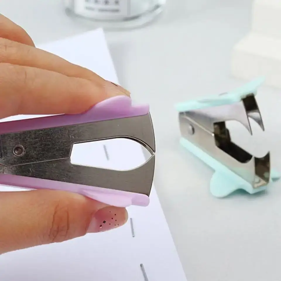 Cute Macaron Color Mini Staple Remover, Portable Safety Staple Puller for Office & School