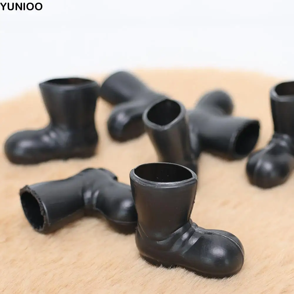 

1:12 Doll House Mini Santa Shoes Big Toe Simulation Santa Claus Shoes Model Christmas Boots Dolls Accessories