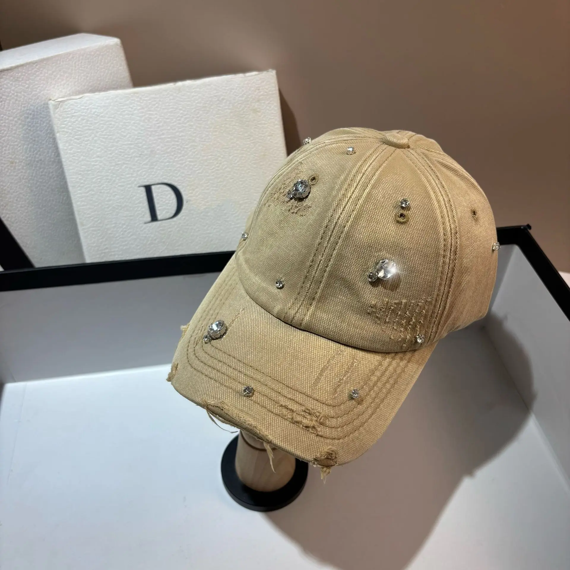 Luxury Rhinestone Cotton Hole Washed Baseball Cap Men Women Streetwear Hip Hop Cap Snapback Sunscreen Tennis Golf Caps 4