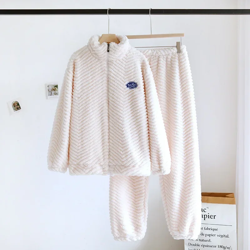 2024 New Autumn/Winter Couple Sleepwear Set with Fleece and Thickened Zipper Long Sleeve Pants for Soft and Comfortable Home Fur