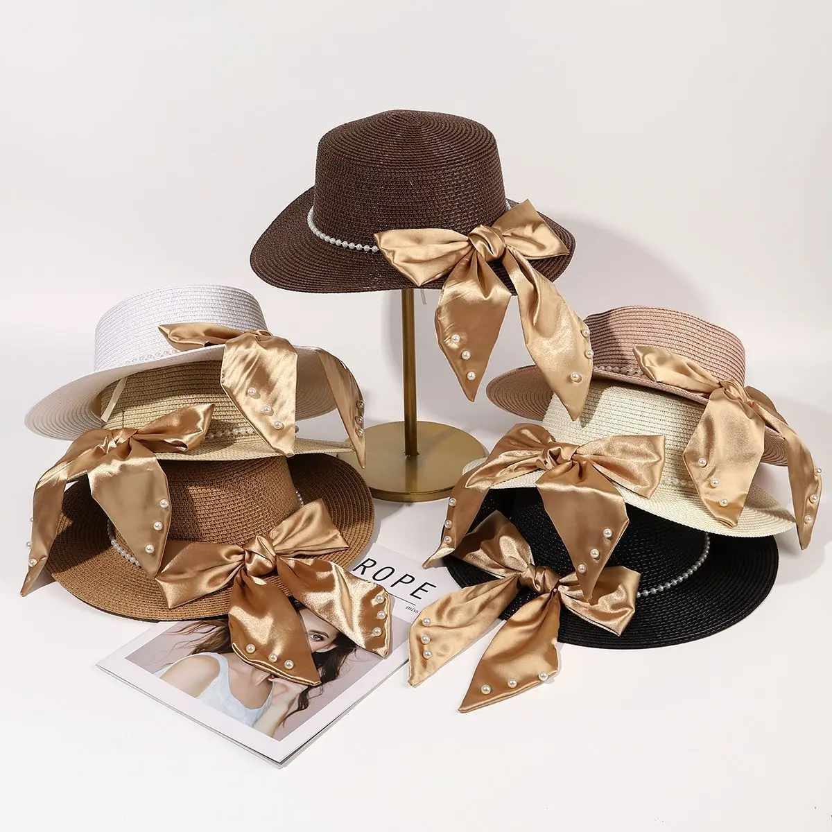 

2024 Summer Pearl Bows Straw Hat Vacation Beach Hat Flat Top Small Hat Women's Fashionable Sunscreen Sun Hat