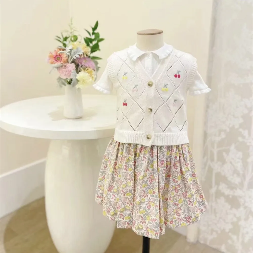 Autumn and winter knitted cardigan Colorful cherry pattern crochet sleeveless vest baby coat girls vest