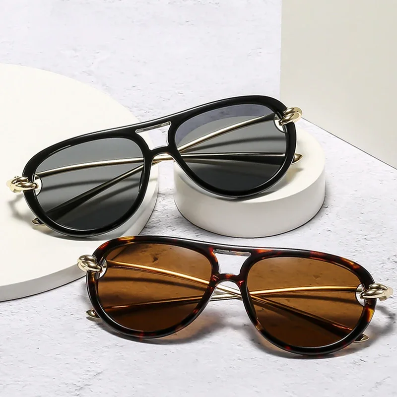 Ins شعبية الأزياء مزدوجة الجسور الطيار النساء النظارات الشمسية الفاخرة العلامة التجارية مصمم البيضاوي الجوف ظلال UV400 الرجال نظارات شمسية